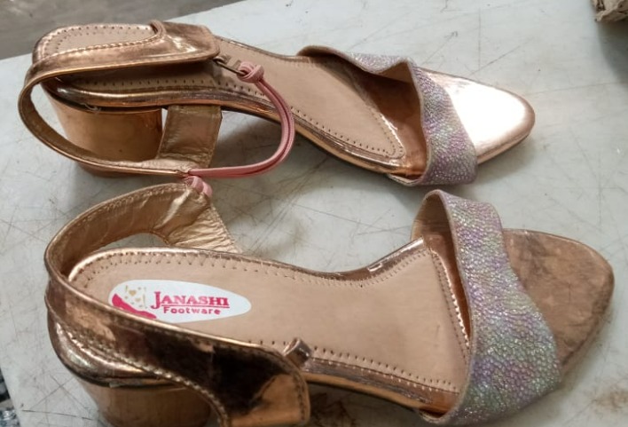 Womens Heel Sandal Beige Colour Size 6