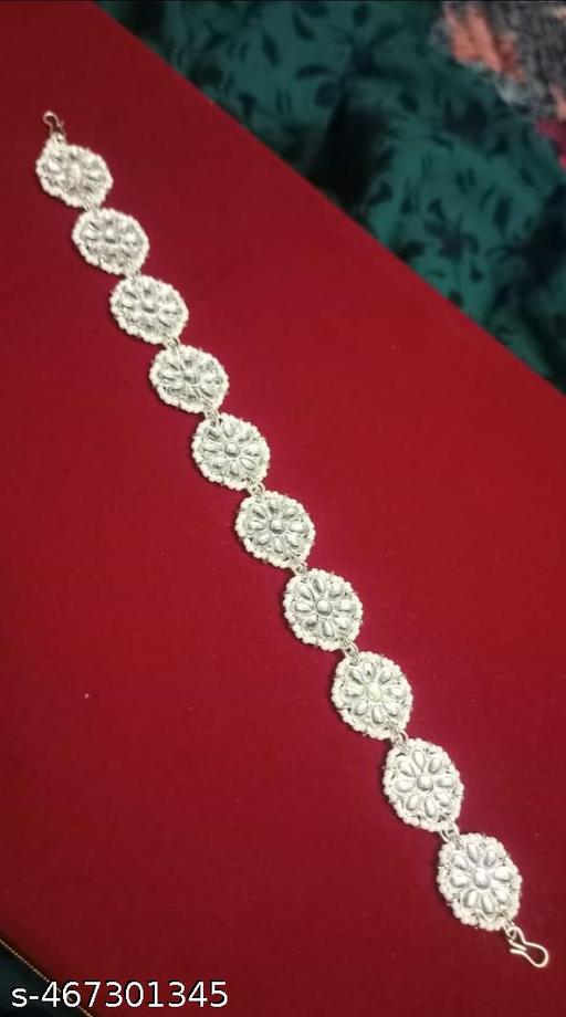 Beautiful Matha Patti White Floral DesignFor Girls