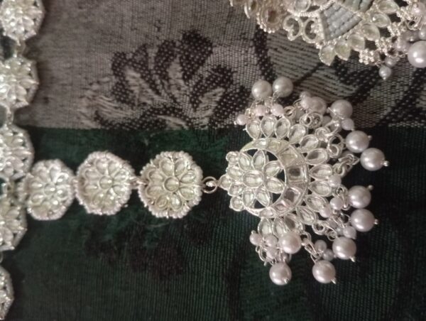Maang TikkaEarringsMatha Patti For Women