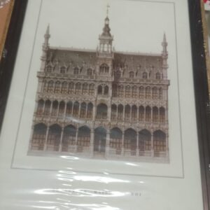 Private label Painting Bruxelles Maison Du Roi framed in canvas in cream brown