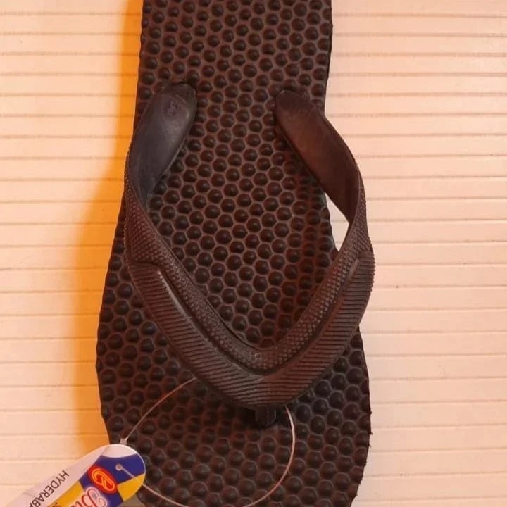 Jump men hawai chappal brown colour 6 size 1 pair