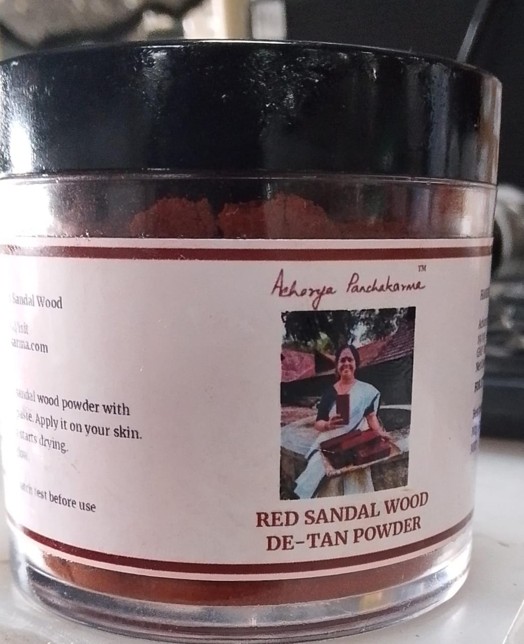 Acharya Panchakarma RED SANDAL WOOD DE TAN POWDER 40g