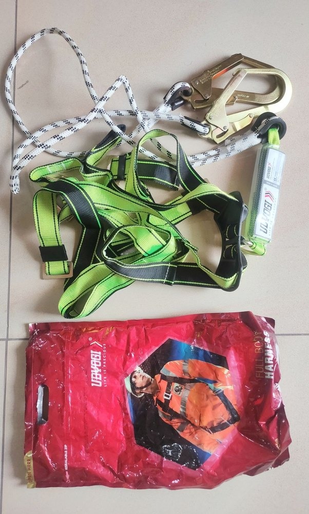 Udyogi Safety Belt With Shock Absorber Eco 1 With Double Scoffholding Hook