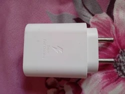 Private label RoarX 25 W Quick Charge 3 A Wall Charger for Mobile White