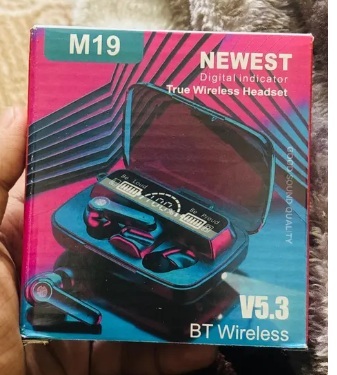 M19 Bluetooth Earbuds with Long Battery Life