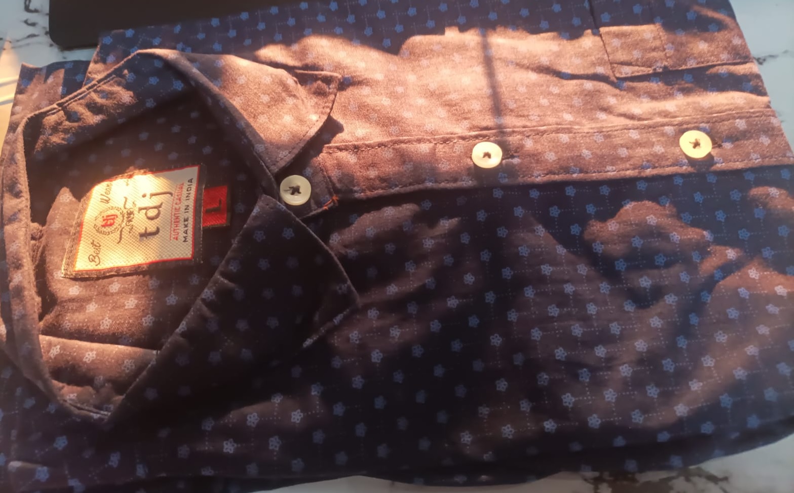 TDJ Men Regular Fit Printed Cut Away Collar Shirt Blue L Size