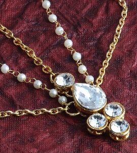 Private Label  Gold Plated Kundan Matha Pattai Mang Tika
