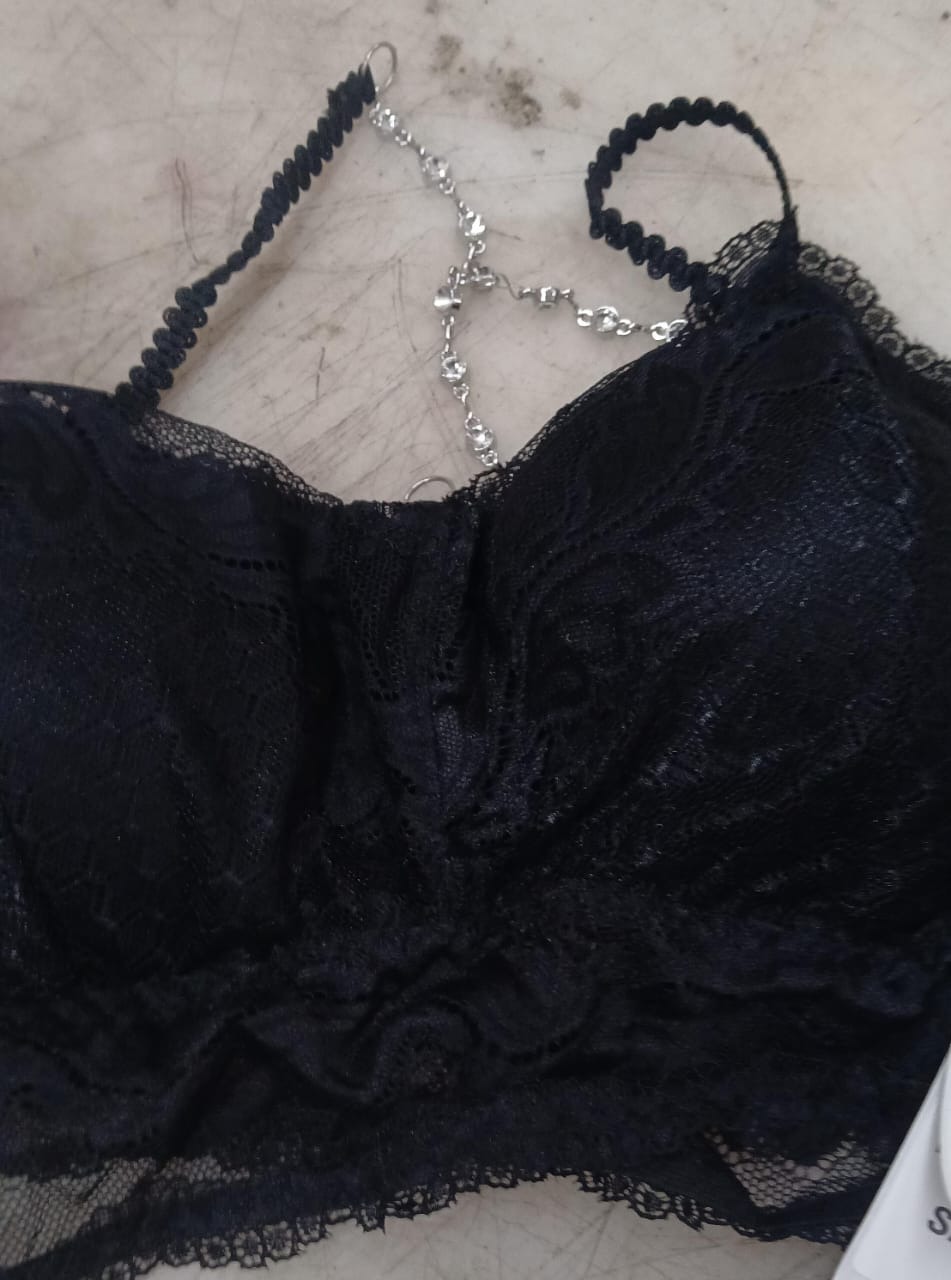 Bra For Women Color Black Size 32