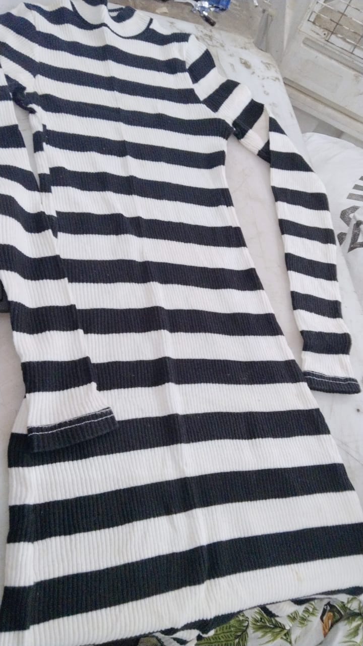 Street Woolen Off White And Black Color Long Sleeves Bodycon Dress For Women Size Xs