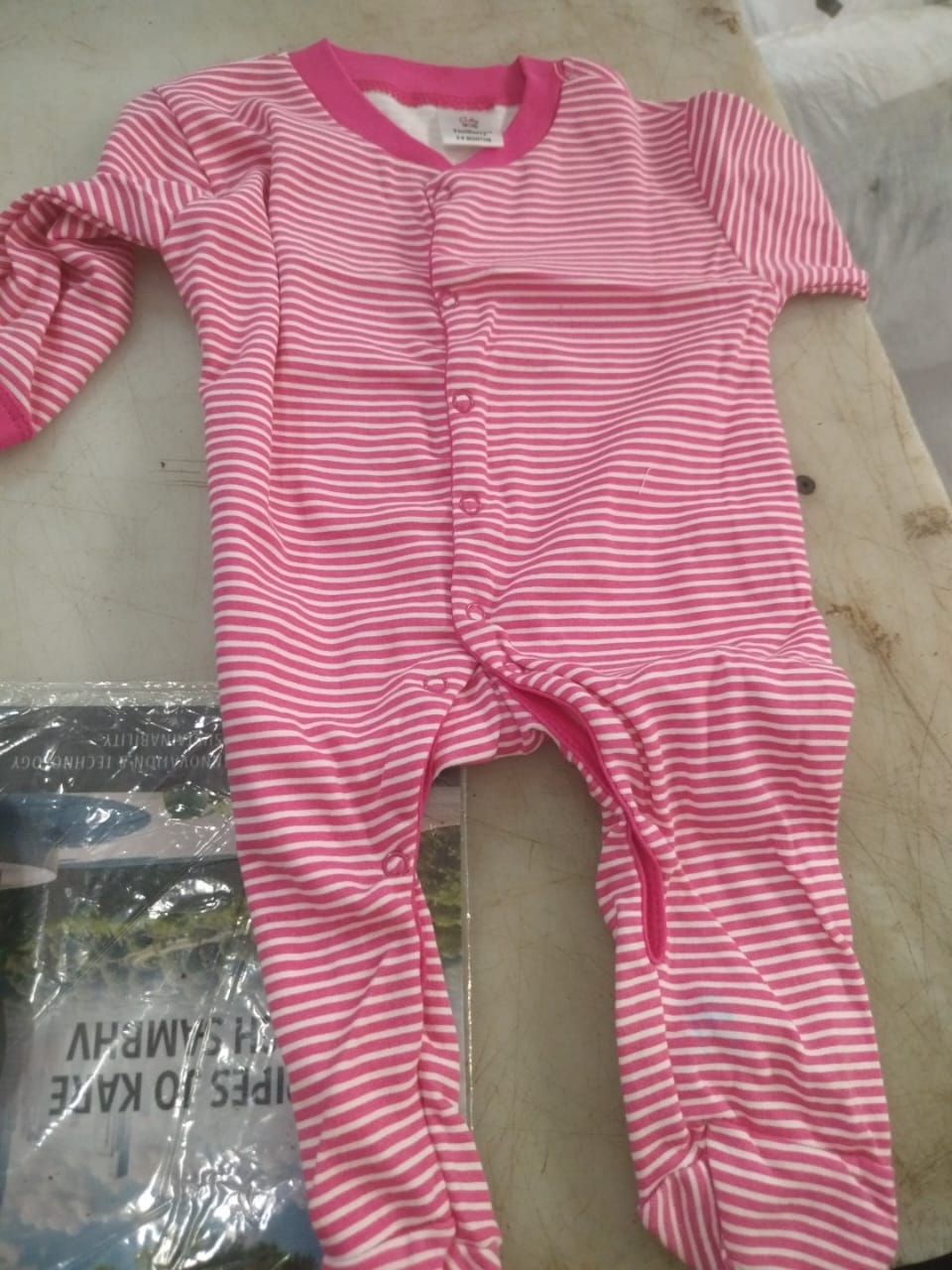 Pink Colour Kids Dress Set Size 3 To 6 Months