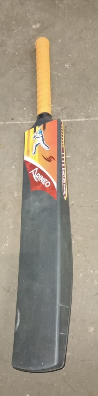 Arineo Plastic Full Size Cricket Bat