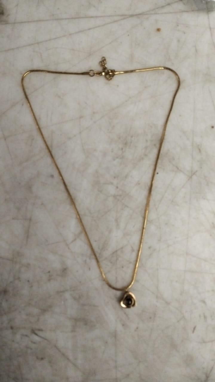 Women Golad Color Neck Chain