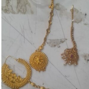 WomenS 2 Maang Tikka With 1 Nath Golden