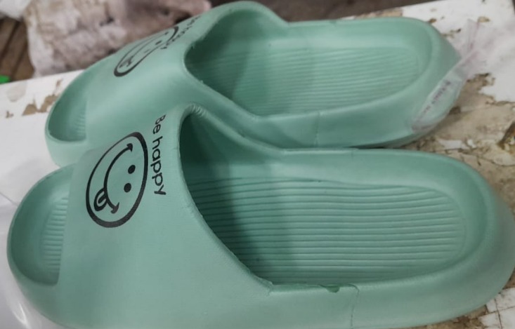 Womens Slides Green Colour Size 41