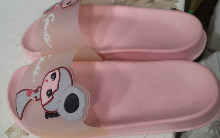 Womens Slides Pink Colour Size 38
