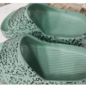 Mens Slides Green Size 38