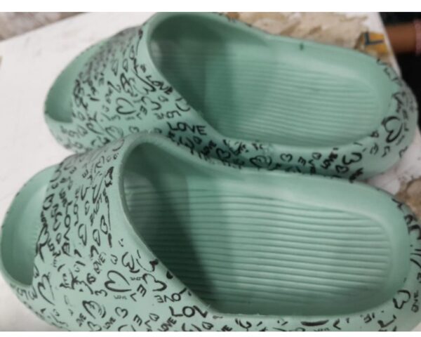 Mens Slides Green Size 38