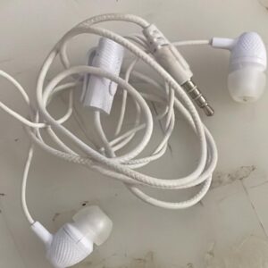 White Color Wired Earphone