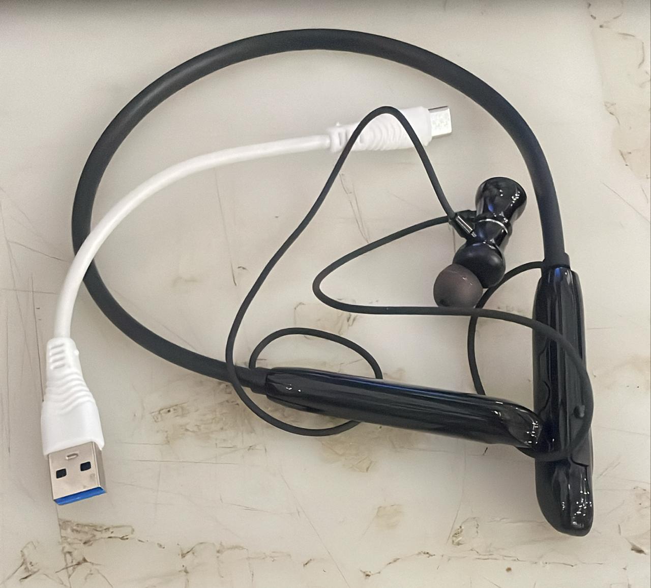 Black Color Neckband