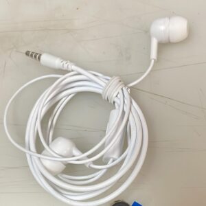 White Color Wired Earphone