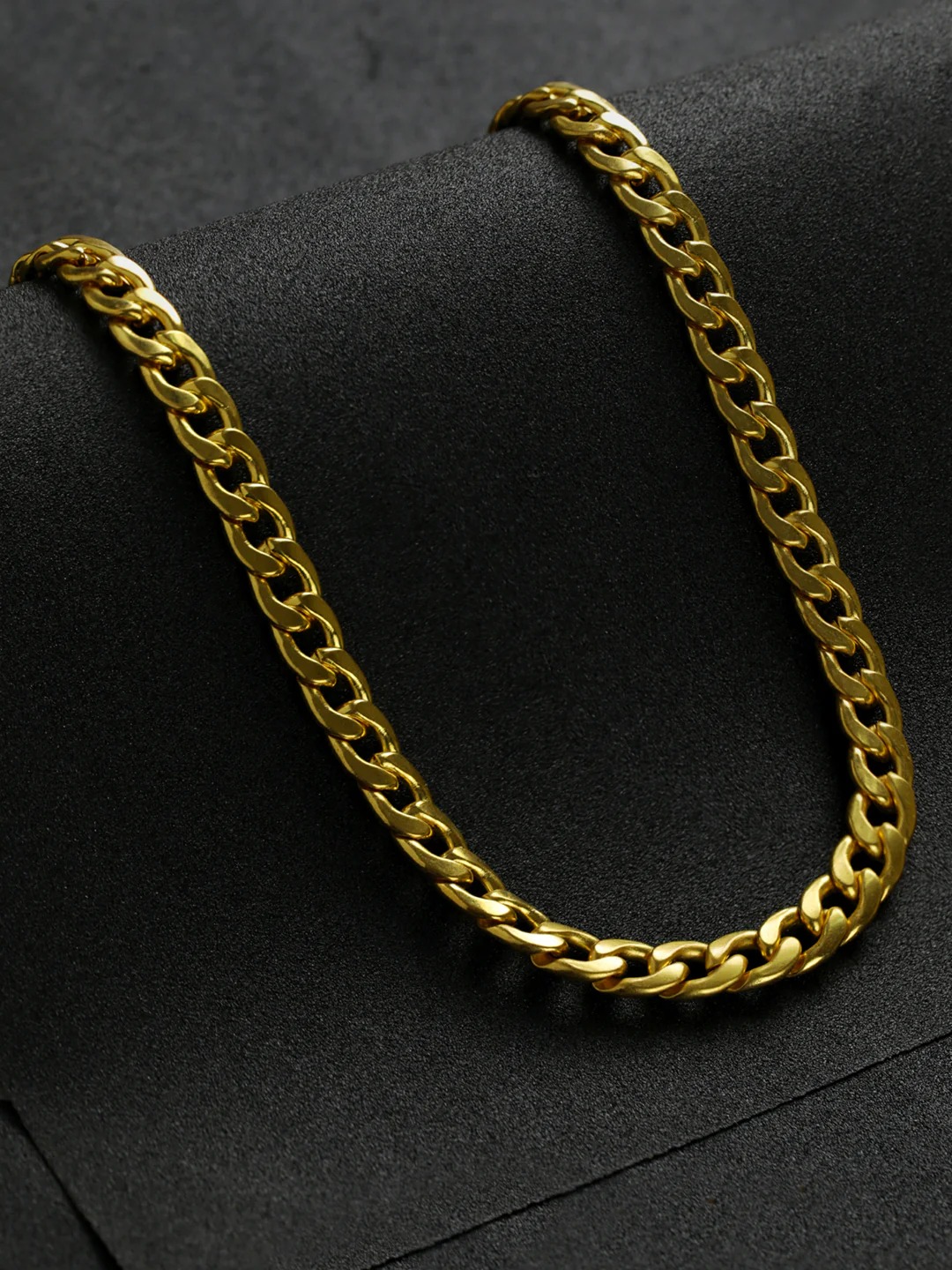 Preyasi Bold By Priyasi Gold Plated Curb Chain For Men