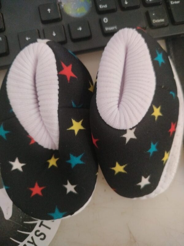 Kids Black Colour Printed Booties Size 0 To 3 Months