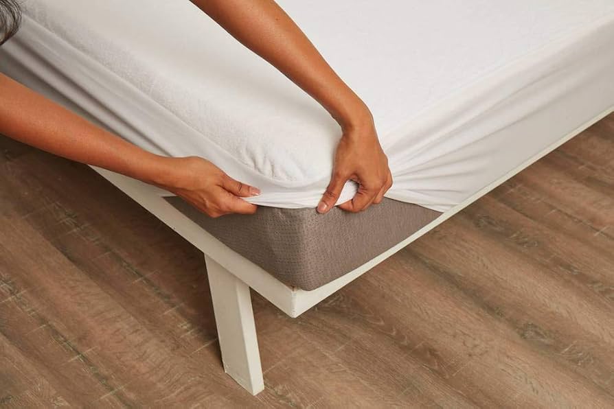 WakeFit Waterproof Terry Cotton Mattress Protector 78 X 60 Queen Size White