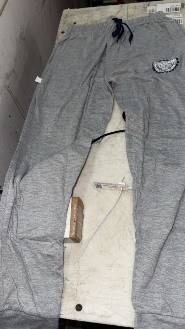 Kids Boys Grey Color Track Pant Size 13 To 14 Years