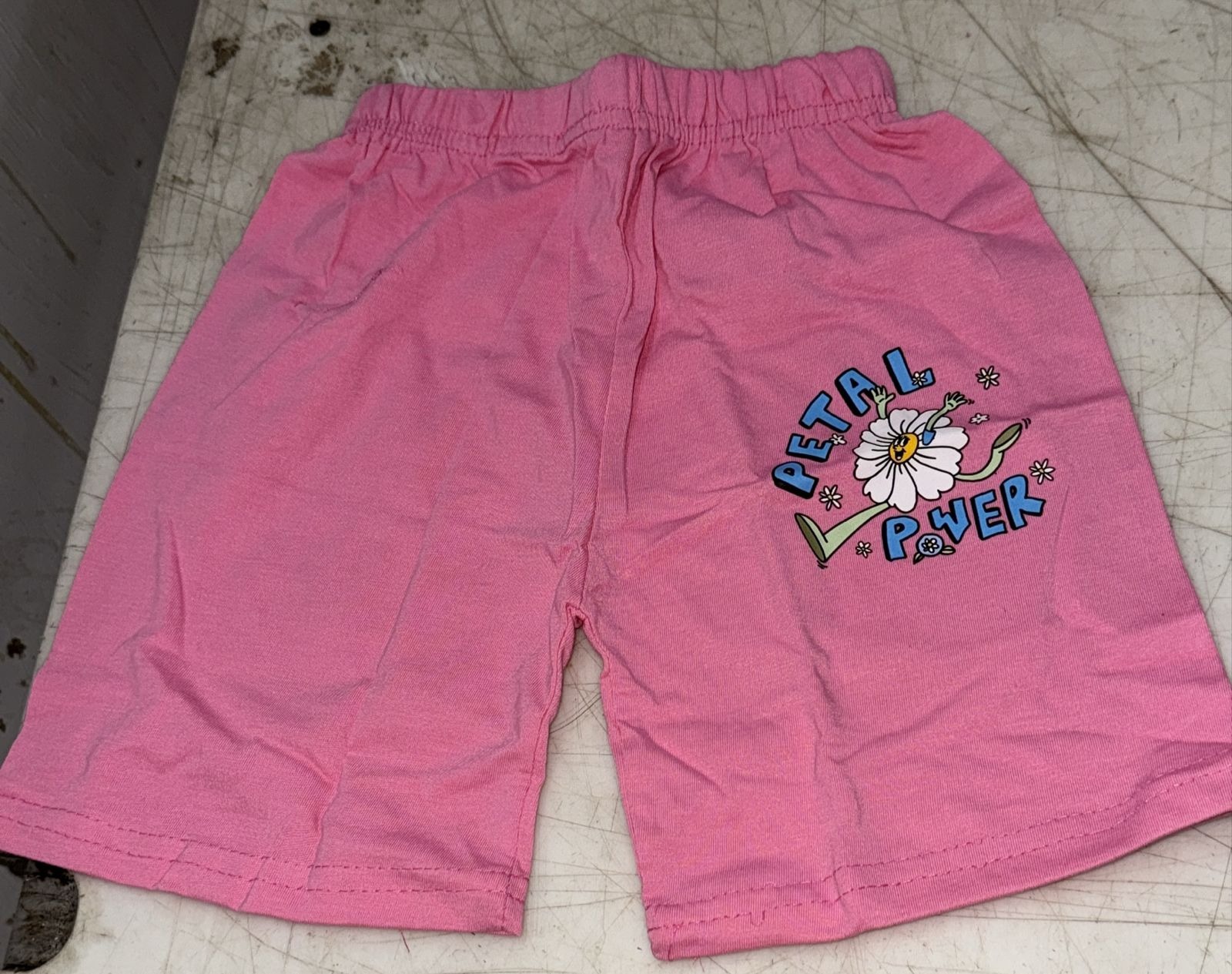 Kids Girls Lite Pink Color Shorts Size 5 To 6 Years