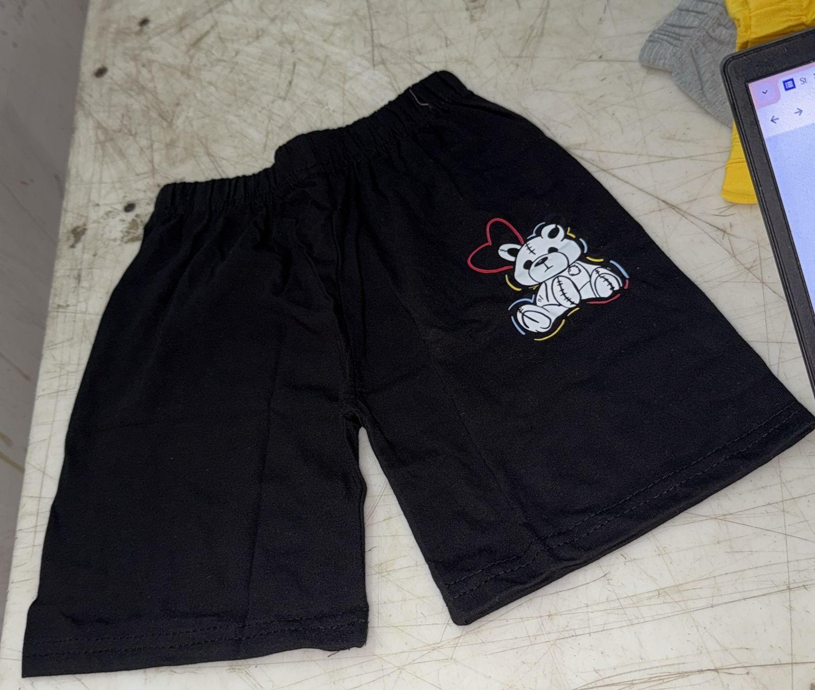 Kids Girls Black Color Shorts Size 5 To 6 Years