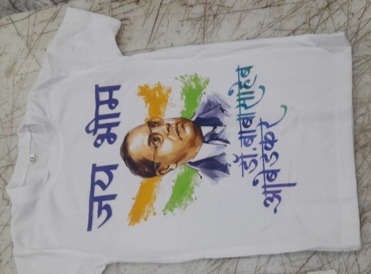 White Printed T Shirt For Kids Size 22