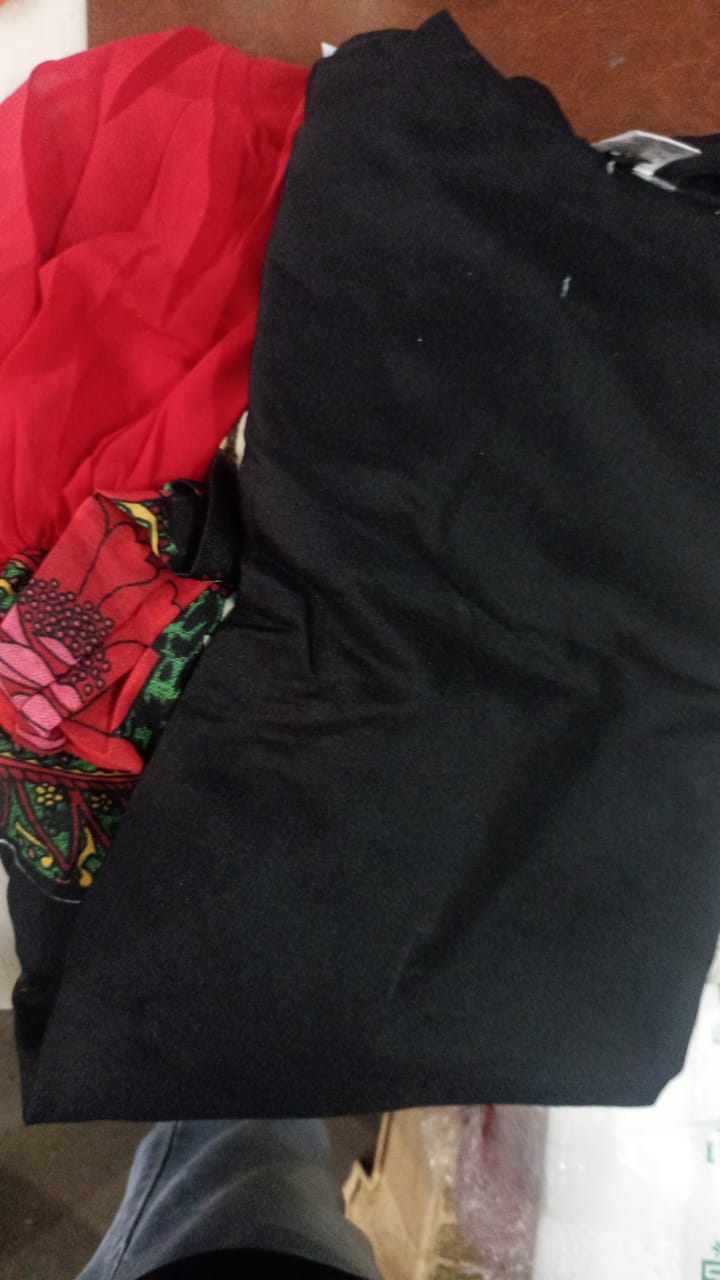 Women Black Red Kurti Set Size M