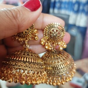 Private Lable jhumukha with pearl drops gold colour