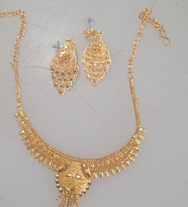 Private Lable jewellery set for woman gold colour
