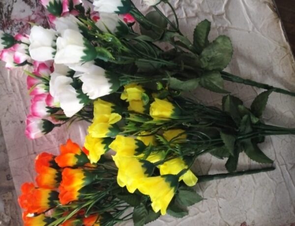 Private Label Artificial Flower Bunches For Home Balcony Garden Decoration Pack of 4