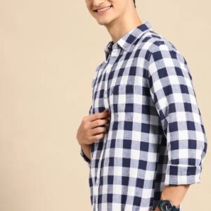 United Colors of Benetton Men Slim Fit Checkered Button Down Collar Casual Shirt 75CM