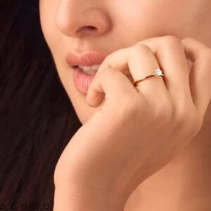 Palmonas Mini Solitaire Ring