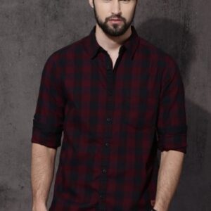Roadster Men Maroon AND Navy Blue Checked Casual Shirt M