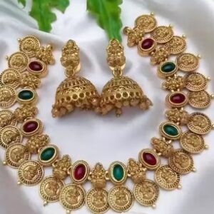 Private Label Trendy South Indian and Maharastrian Choker Necklace Jewellery Set For Woman Colour Copper
