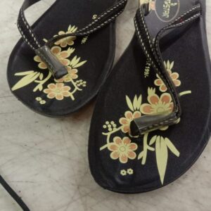 Black V Strap Sandals For Women Size 5
