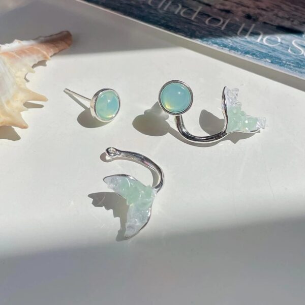 Womens Sea Mermaid Earrings Pista Green 1 Pair