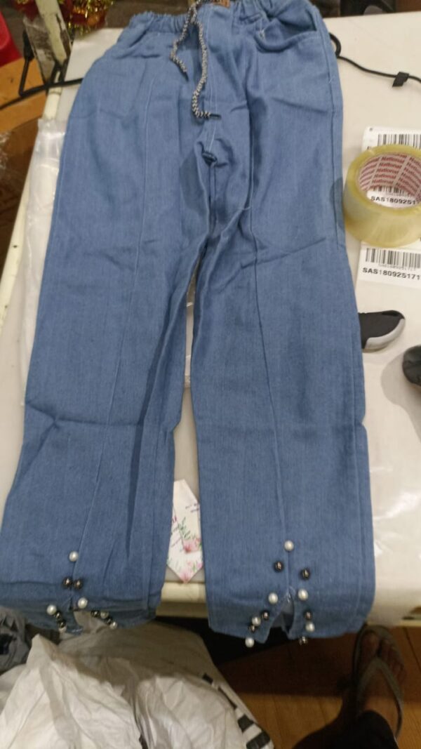 Kids Girl Jeans Blue Colour Size 8 To 9 Year