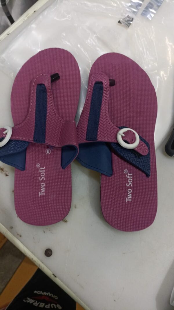 Women Slipper Pink Colour Size 6