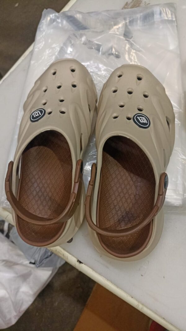 Women Slipper Cream Colour Size 6
