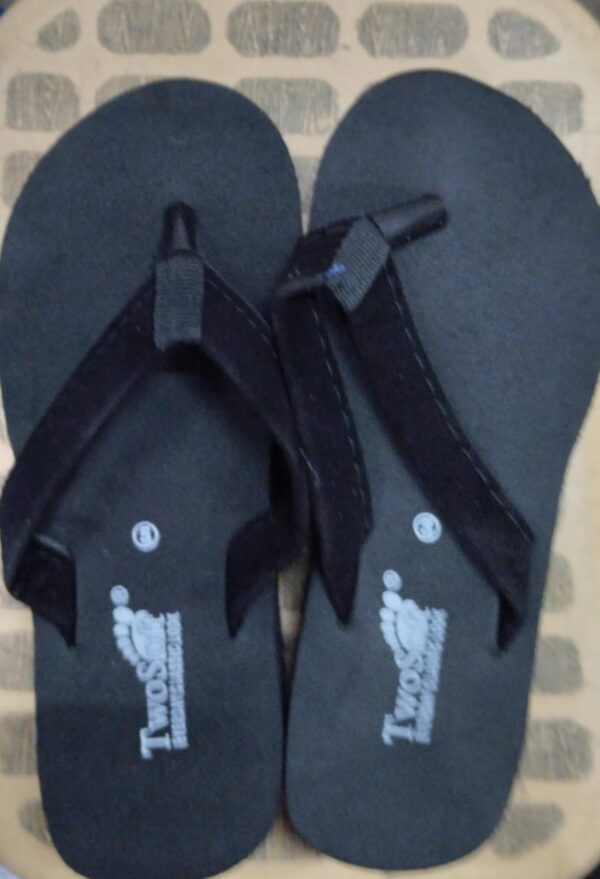 Two Soft WomenS Slippers Daily Use Stylish Slippers Flip Flop Size 5