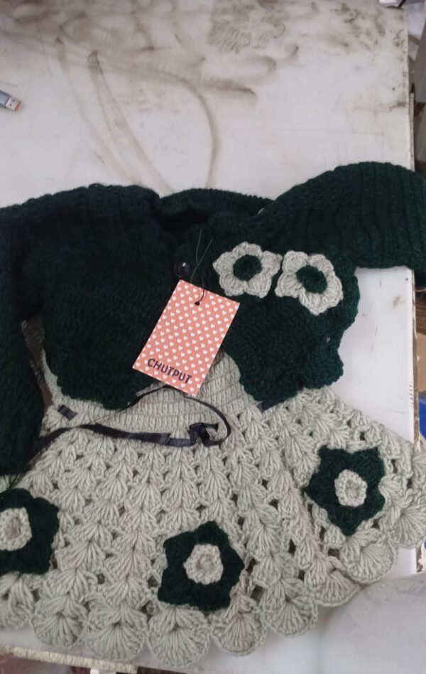Handmade Baby Cute Woolen Full Sleeves Sweater Size S