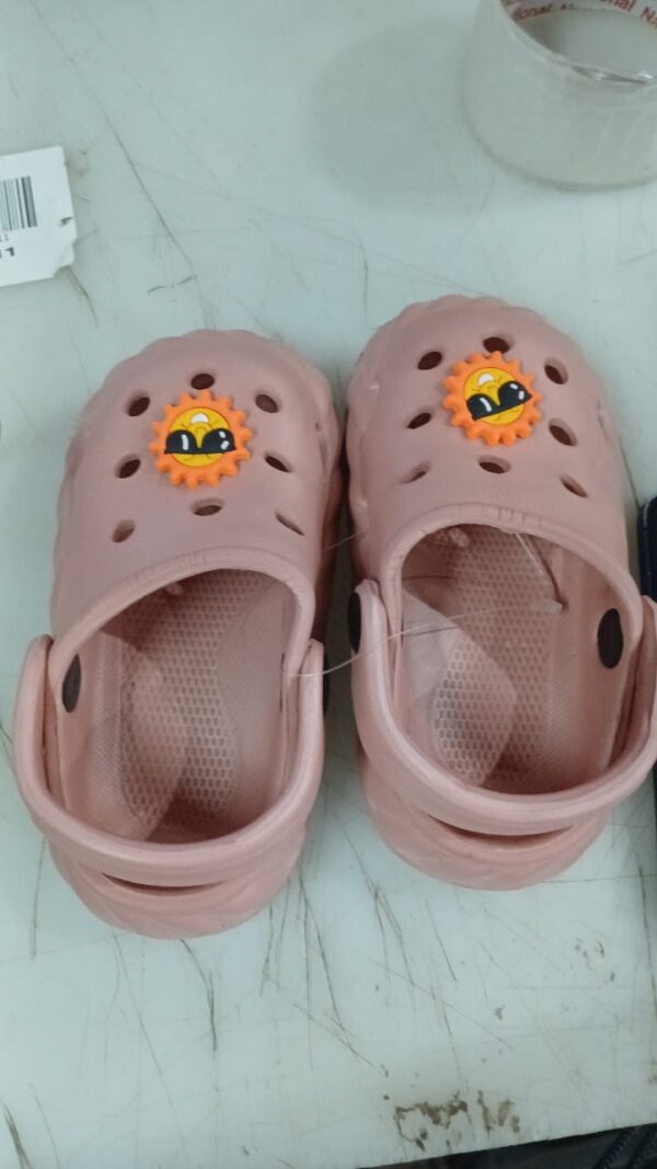 Kids Girl Crocs Size 6