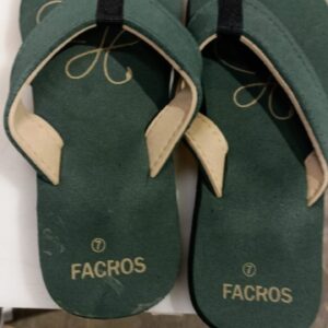 Men Slipper Green Colour Size 7