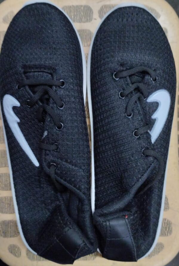Bersache Men Casual Shoes Color Black Size 8
