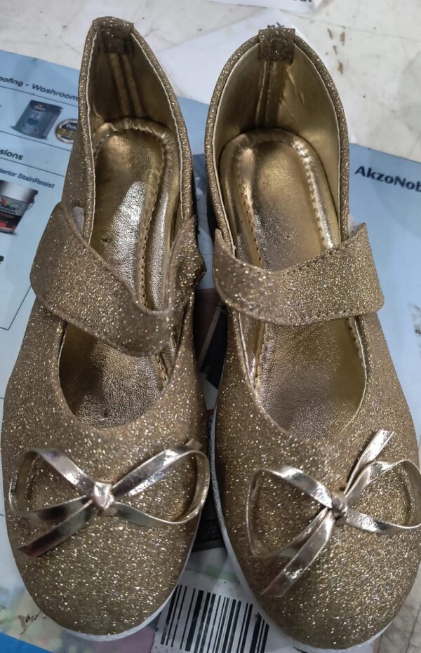 Velcro Flats For Girls Gold Colour Size 2